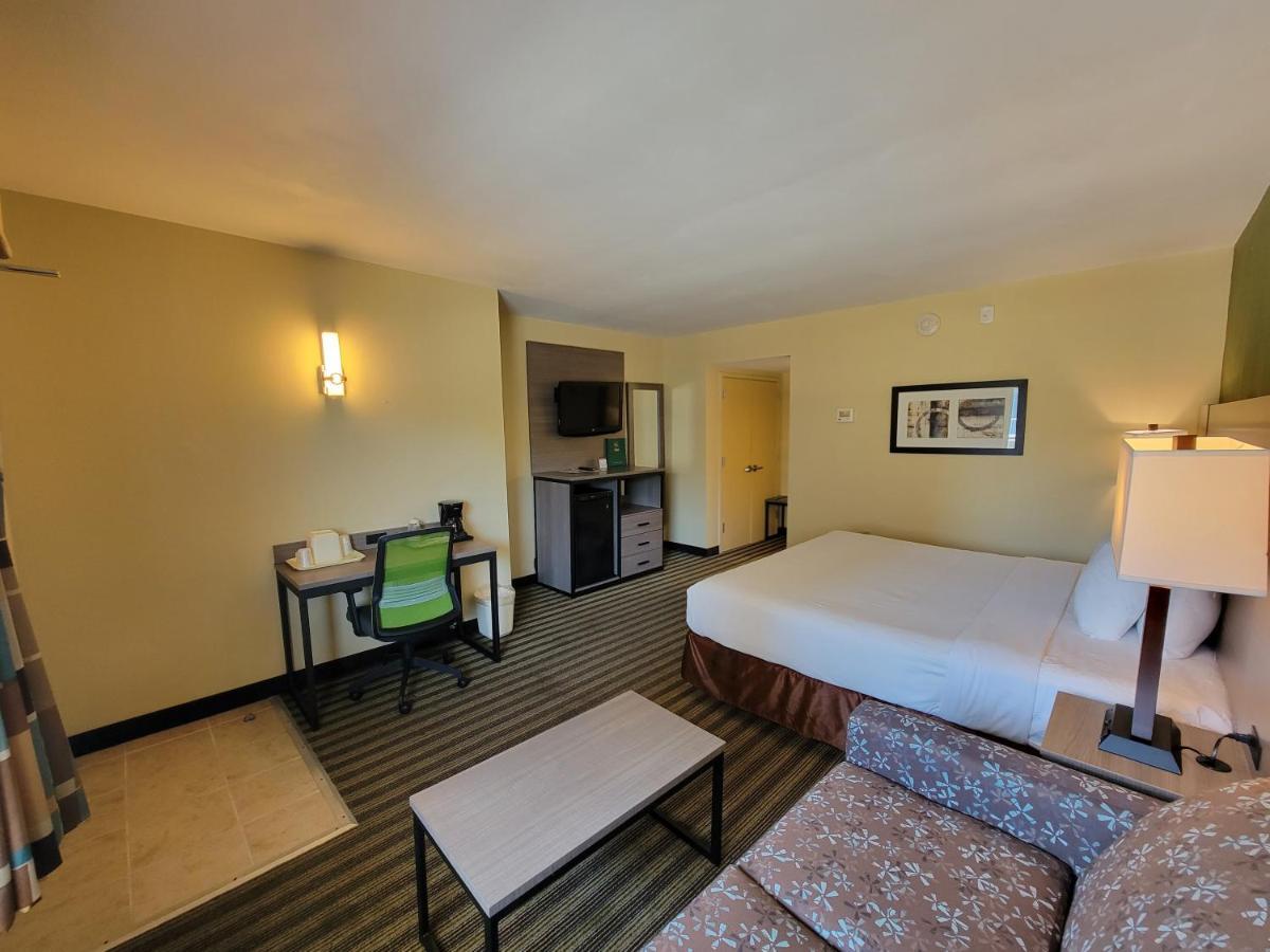 Quality Inn Flamingo Atlantic City Exterior photo
